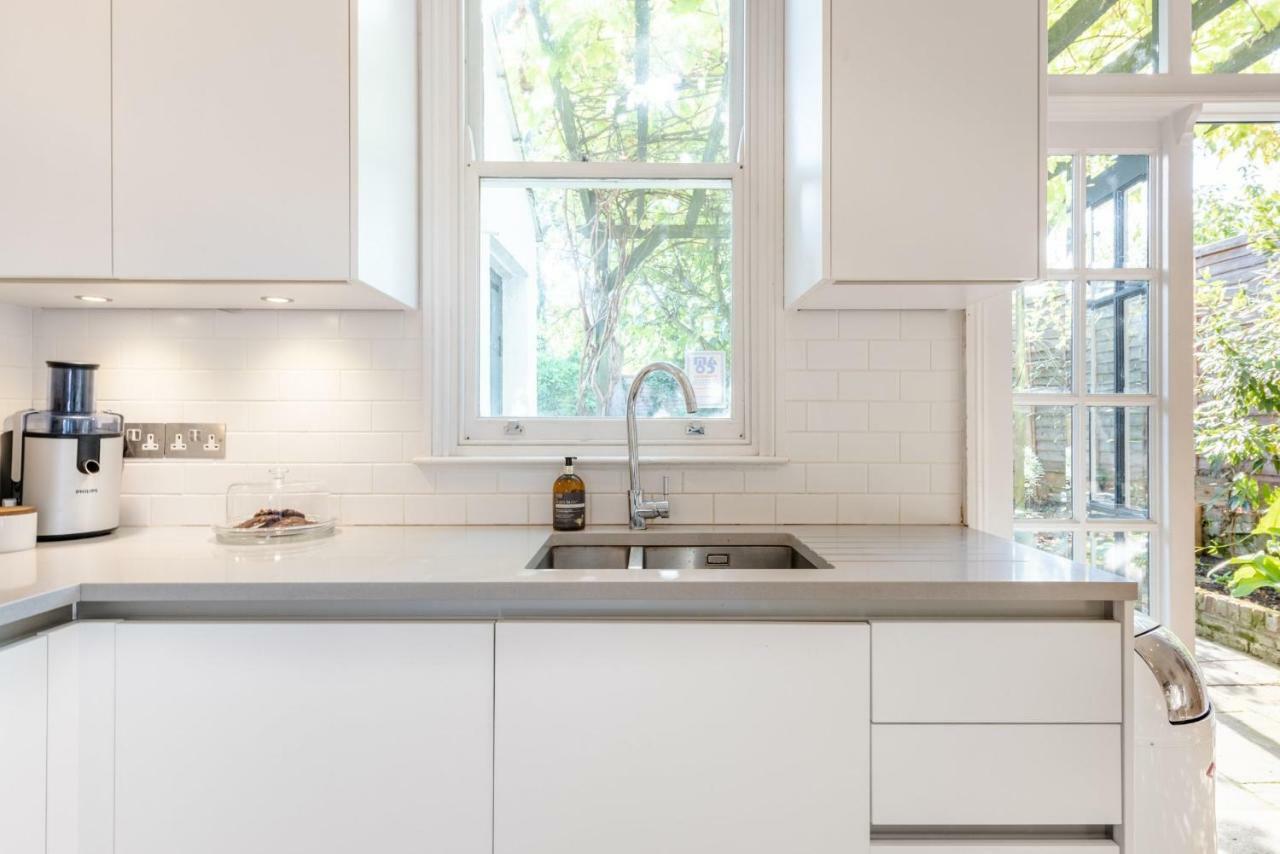 Gorgeous, 4 Bed Victorian House In Dollis Hill Hébergement de vacances