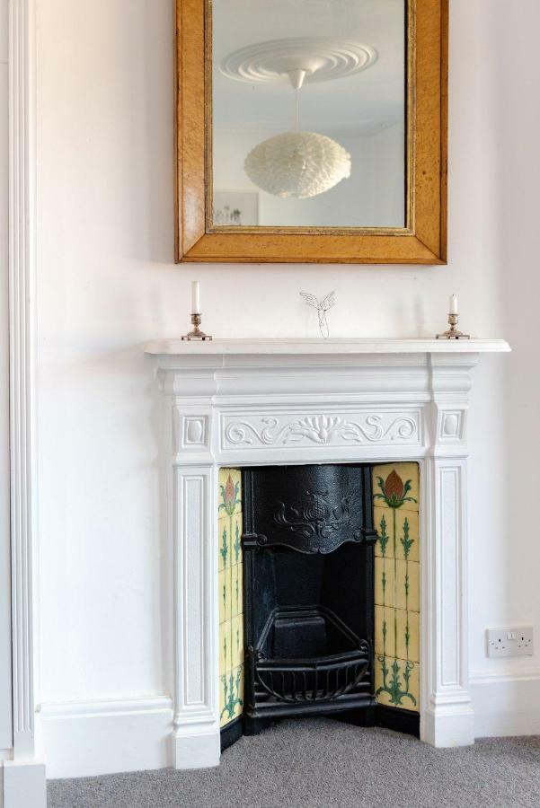 Hébergement de vacances Gorgeous, 4 Bed Victorian House In Dollis Hill Londres